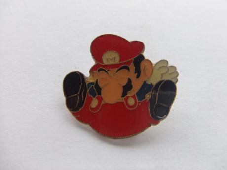 Super Mario zittend